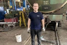 Ремонт бетонных полов в вагоно-ремонтном депо литыми ремонтными смесями