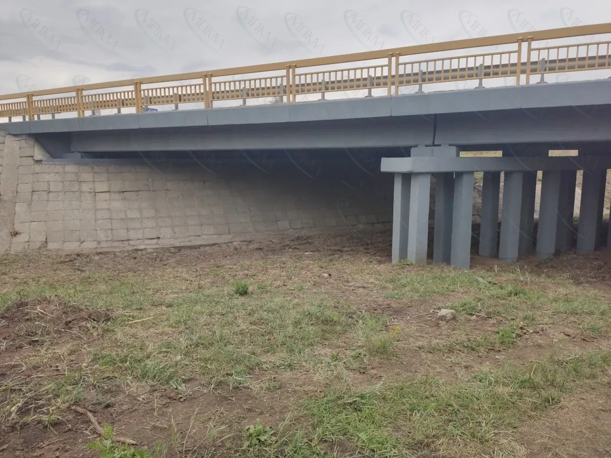 Мост окрашенный Elastocolor Paint Мост окрашенный Elastocolor Paint