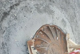 Монтаж люка на безусадочную смесь Монтаж люка на безусадочную смесь