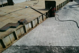 Буровая платформа Лукойл в Каспийском море