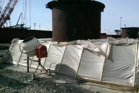 Буровая платформа Лукойл в Каспийском море