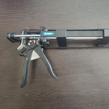 Mapei Gun 585 2K pc